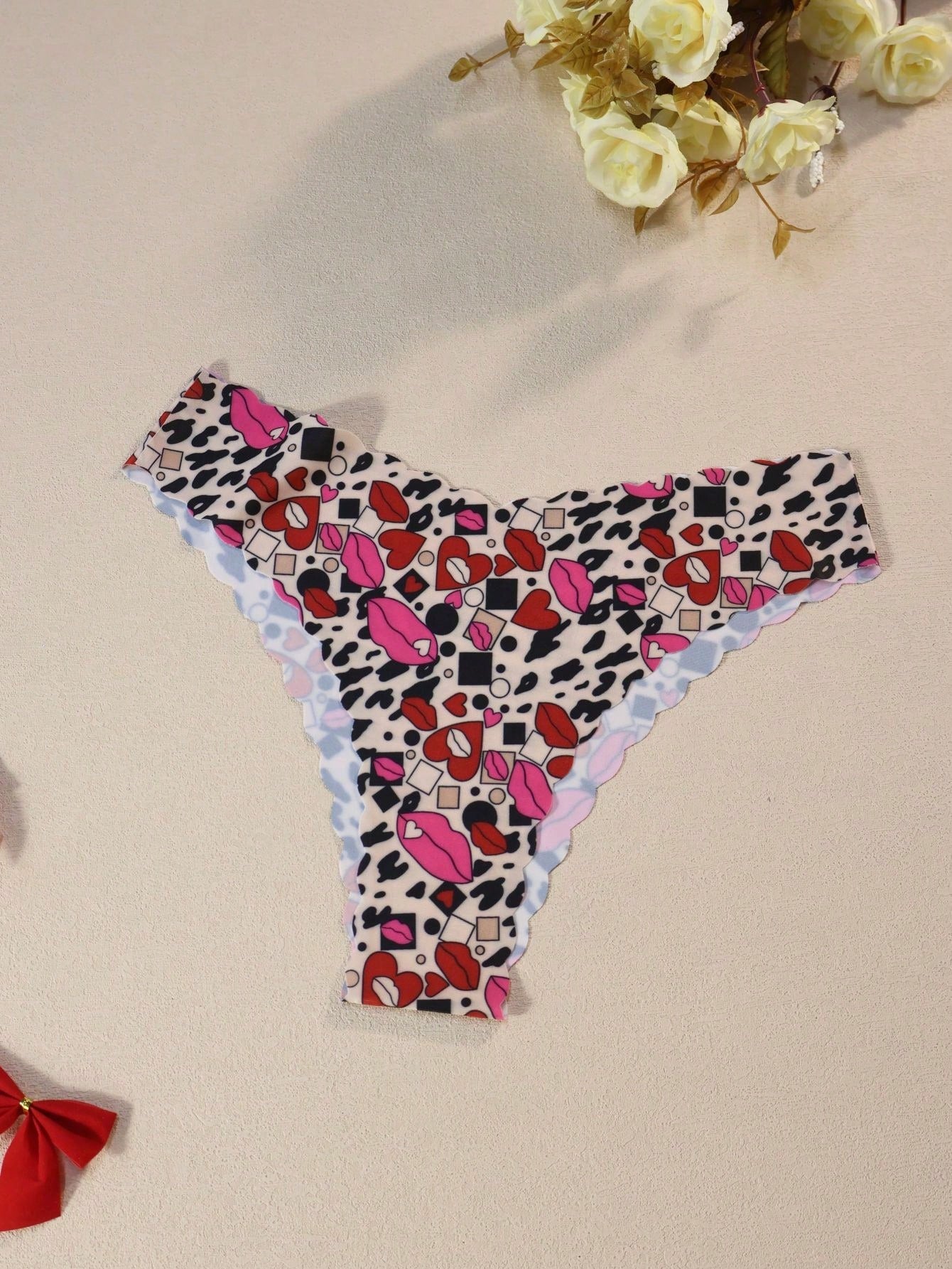 7pcs Set - Women's Christmas Print Wavy Trim Breathable Comfortable Sexy Soft Panties