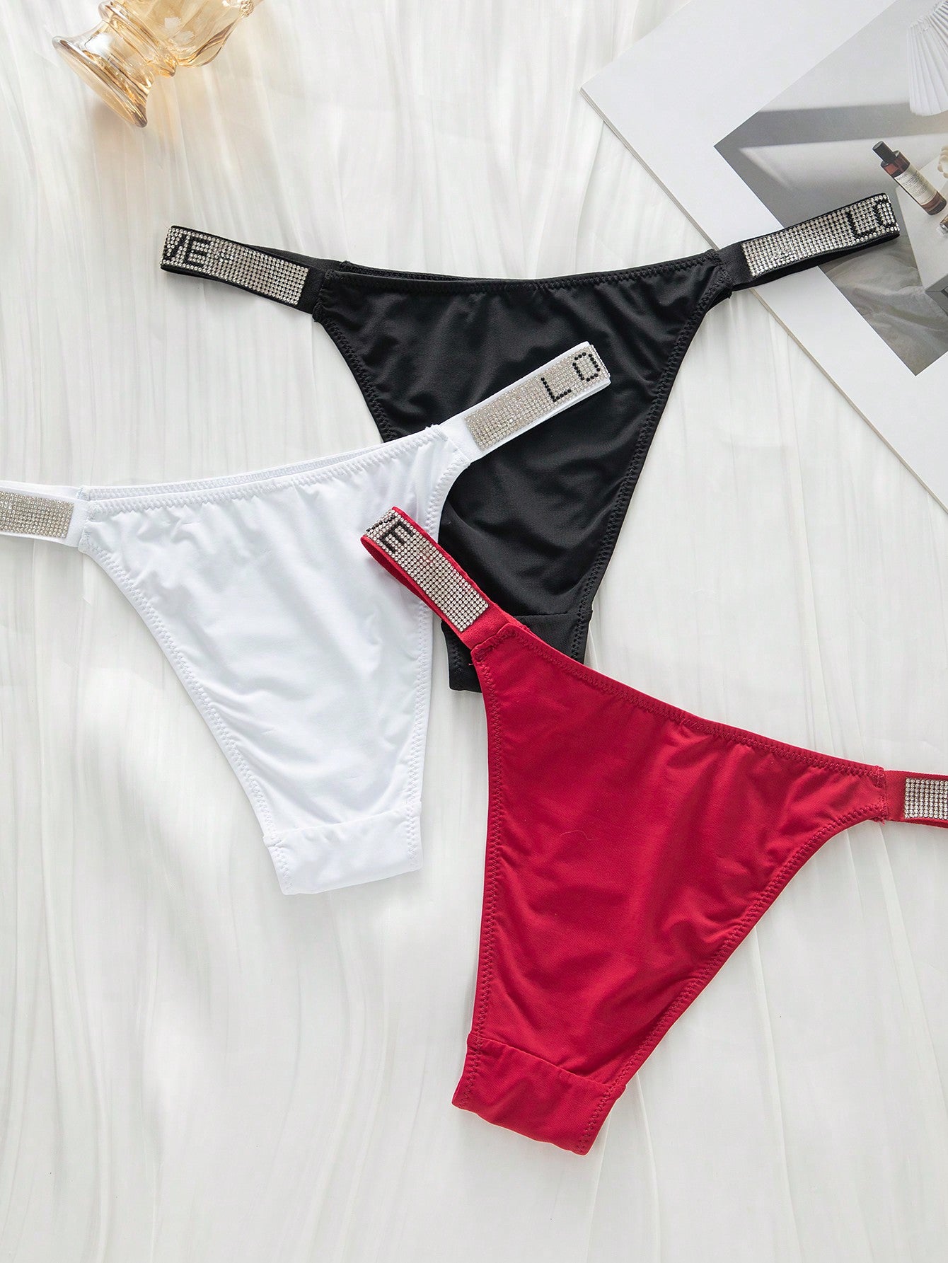 Snug Zone 3pcs Letter Graphic Tape Panty, Rave