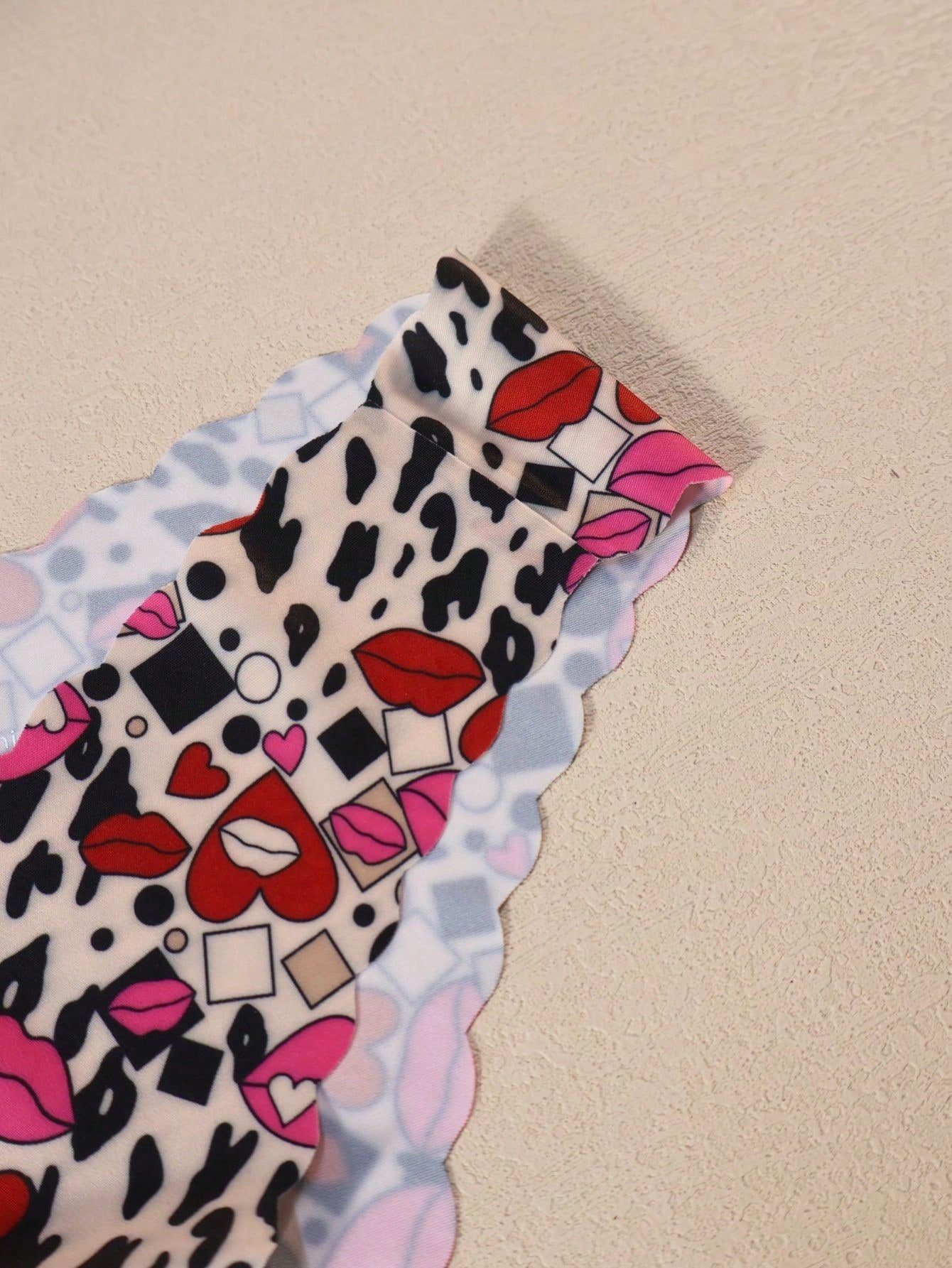 7pcs Set - Women's Christmas Print Wavy Trim Breathable Comfortable Sexy Soft Panties