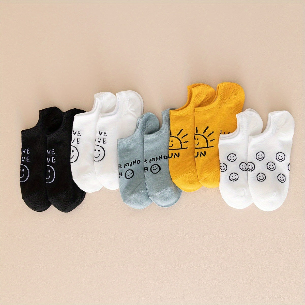 10 Pairs Women'S Black & White joyful Face Ankle Socks - Cute Cartoon Design, Breathable & Comfortable, Machine Washable, Perfect for Casual Attire, Cute Socks, Women'S Socks, Women Black Sock, Black Sock With Smillie Face, White Thick Women'S Sock