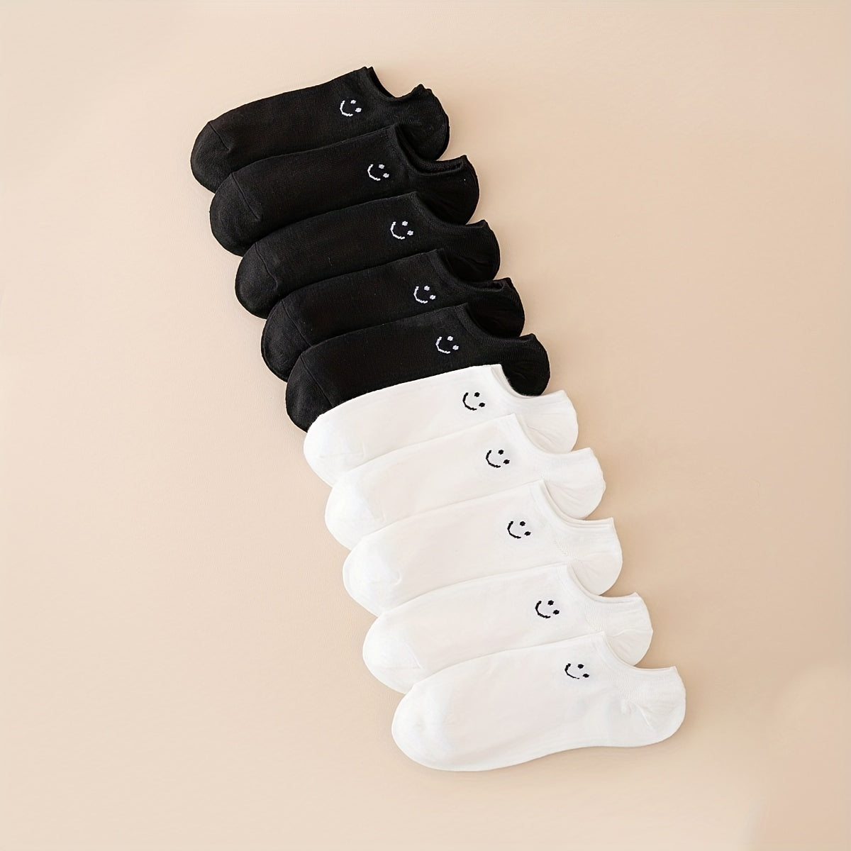 10 Pairs Women'S Black & White joyful Face Ankle Socks - Cute Cartoon Design, Breathable & Comfortable, Machine Washable, Perfect for Casual Attire, Cute Socks, Women'S Socks, Women Black Sock, Black Sock With Smillie Face, White Thick Women'S Sock