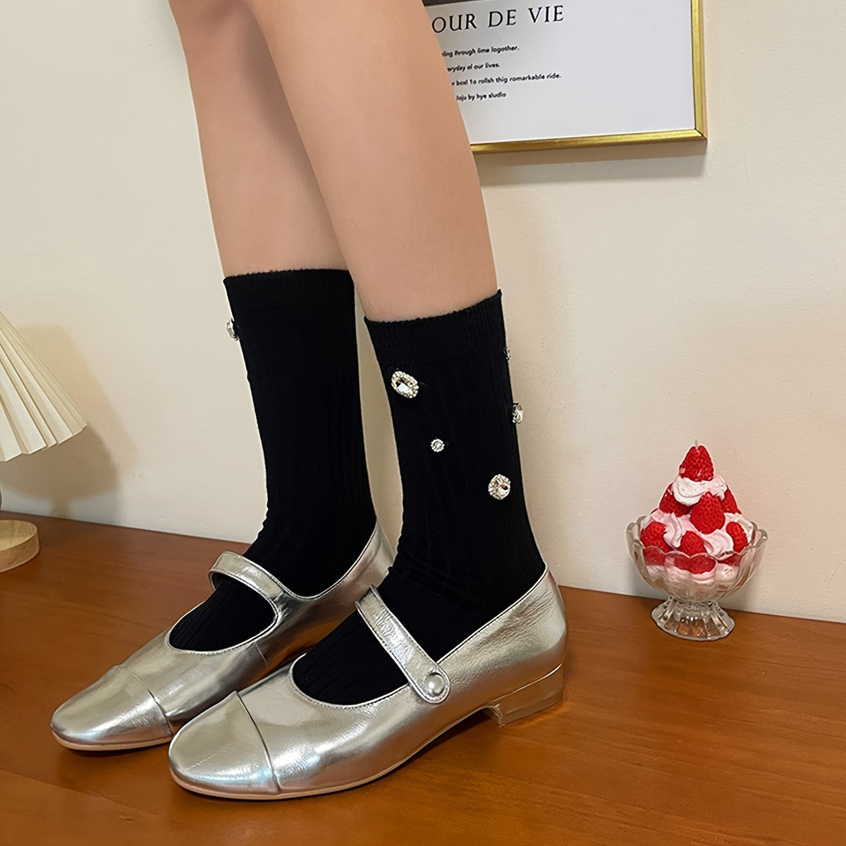 [Diamond Embellished] Sparkling Diamond-Embellished Calf Socks | 1 Pair | Nylon/Polyester Blend | Ribbed Texture | Dates & Parties | Black, White, Gray, Pink | Cozy & Stylish