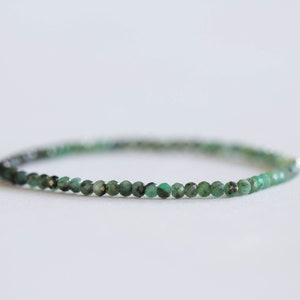 Emerald Stretch Bracelet, Beaded Delicate Elastic Jewelry, May Birthstone