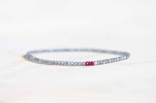 Labradorite Bracelet with Ruby, Beaded Grey Gemstone Elastic Stacking Jewelry, Delicate Stretch Faceted Small Beads