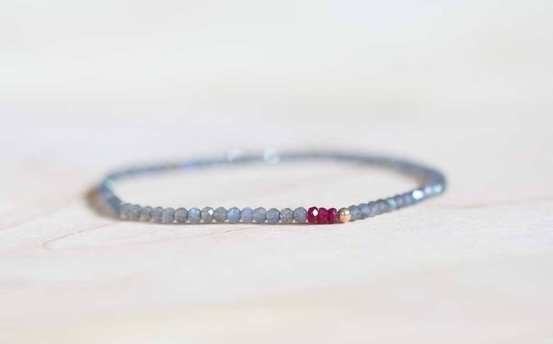 Labradorite Bracelet with Ruby, Beaded Grey Gemstone Elastic Stacking Jewelry, Delicate Stretch Faceted Small Beads