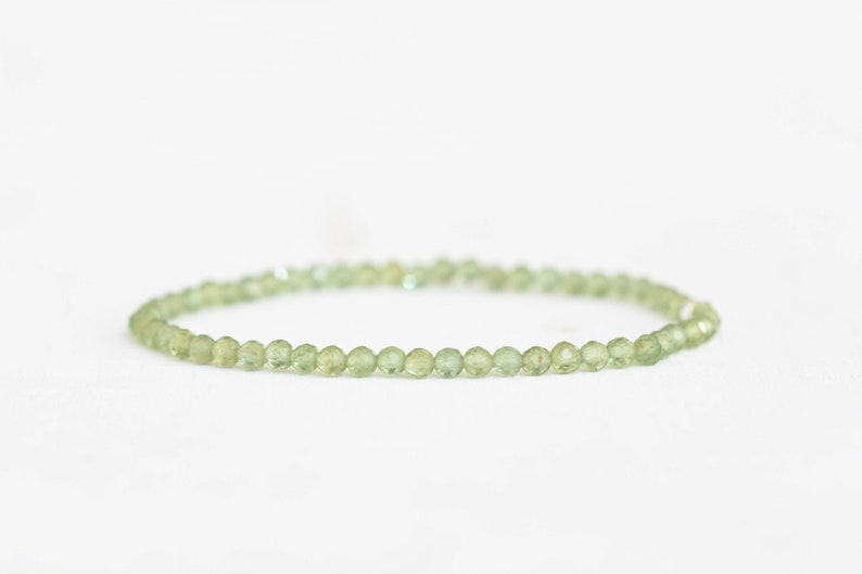 Dainty Green Apatite Stretch Bracelet, Delicate Beaded Green Gemstone Skinny Bracelet